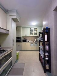 Blk 942 Tampines Avenue 5 (Tampines), HDB Executive #566449881